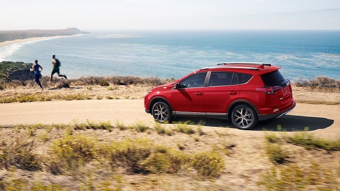 2017-Toyota-RAV4-SE-Technology-Package