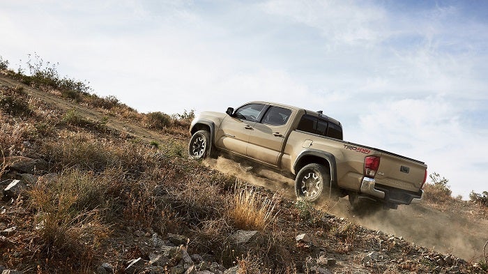 2017-Toyota-Tacoma-TRD-Off-Road-Uphill
