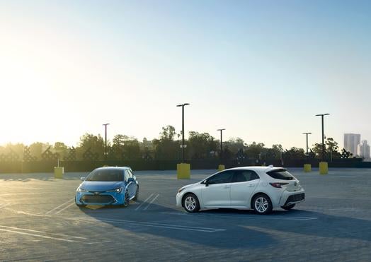 2019_Toyota_Corolla_Hatchback_25_25EDB83DD22E06DFDB71EB2E93CF95712807B4B5_low