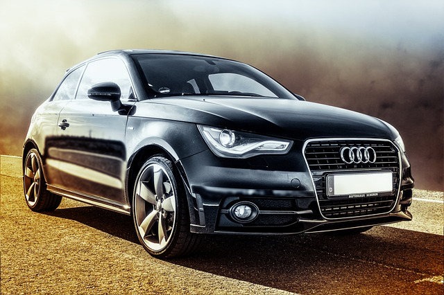 car, audi, auto, low speeds, high speeds, driving straight, engine running, slow speeds, car's transmission