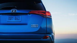 2015ToyotaRAV4Hybrid