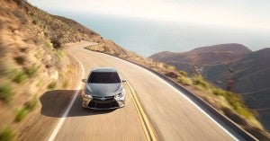 2016-Toyota-Camry-Hybrid-SE