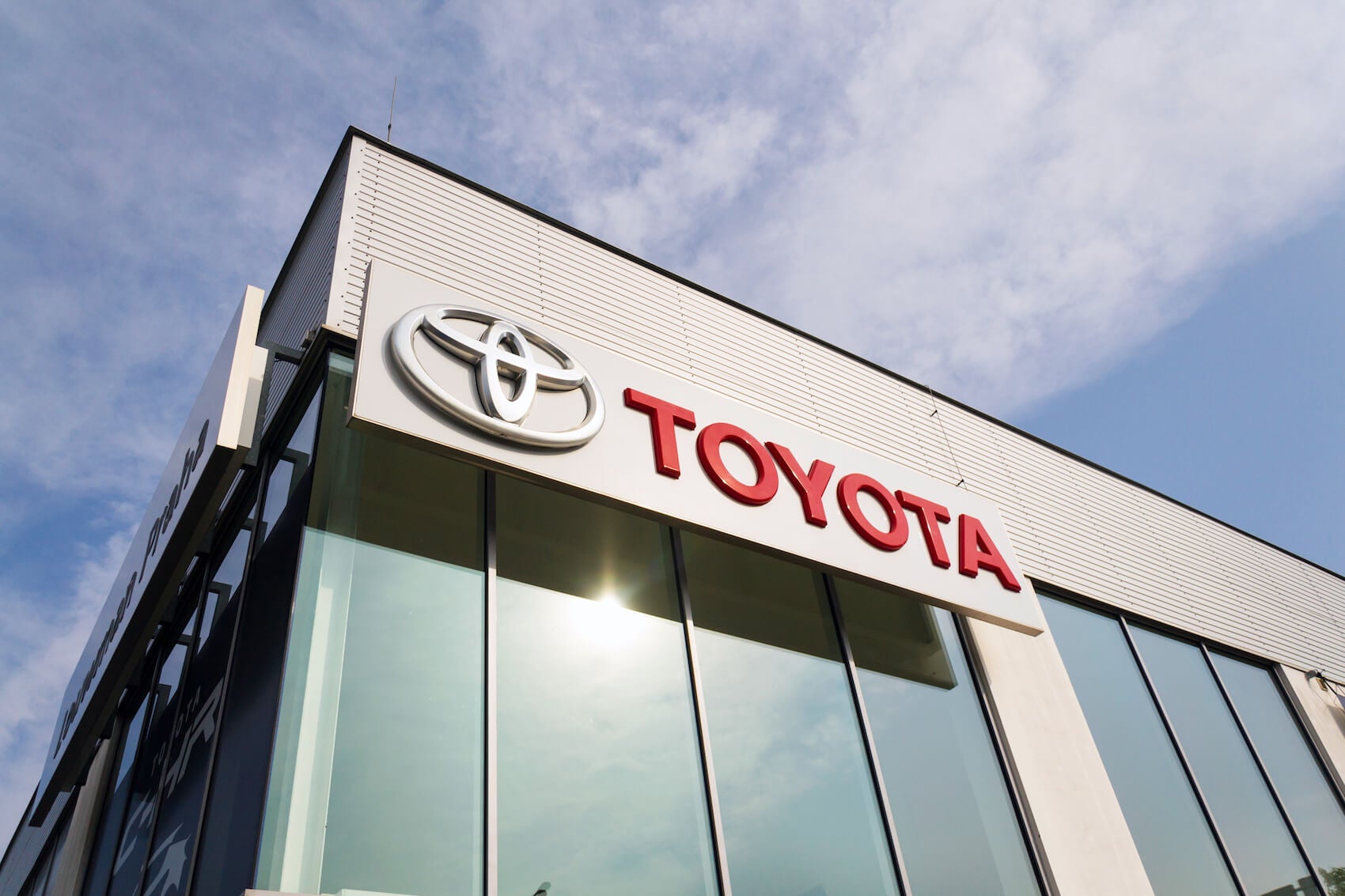 Toyota dealership near Eustis, FL