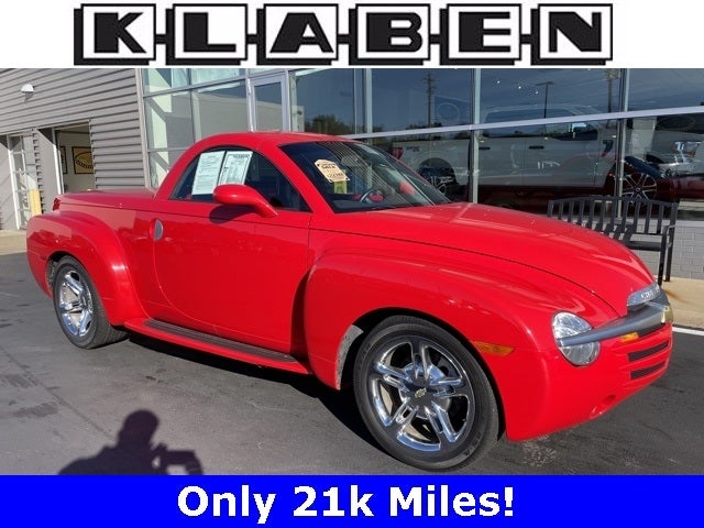 used 2004 Chevrolet SSR car, priced at $29,988