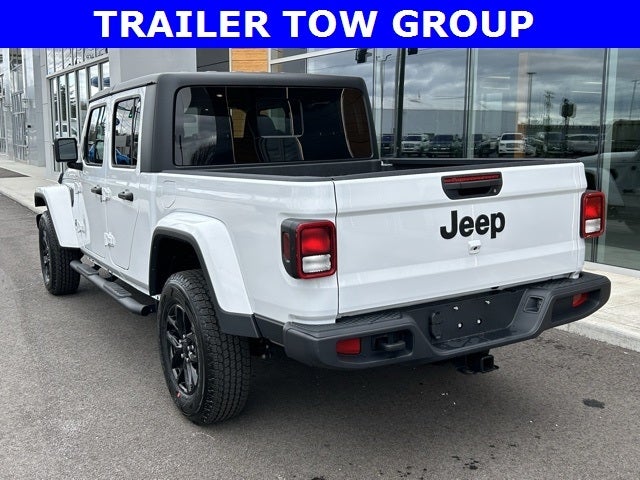 used 2022 Jeep Gladiator car, priced at $34,988