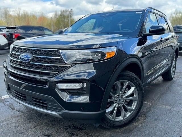 new 2024 Ford Explorer car, priced at $50,975