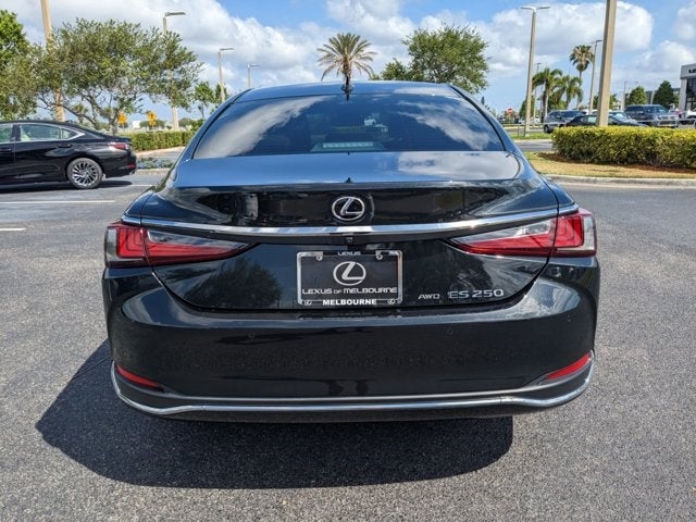 used 2021 Lexus ES car, priced at $39,884