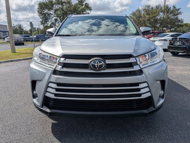 used 2019 Toyota Highlander car, priced at $32,886