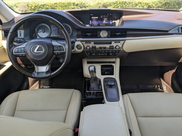 used 2017 Lexus ES car, priced at $23,844